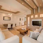 Pandesia Apartment