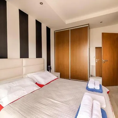 Pandesia Apartment